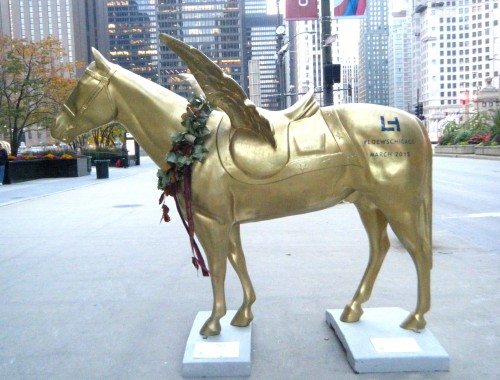 Loews Chicago Hotel Horse 